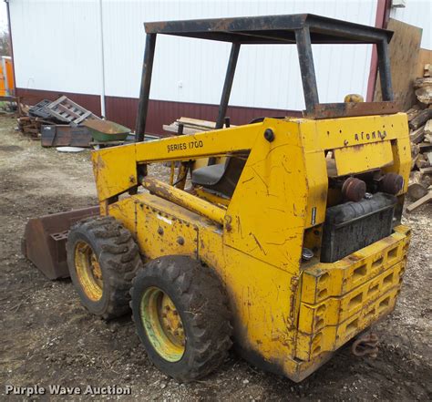 series 1700 mustang skid steer|mustang 1700 skid steer reviews.